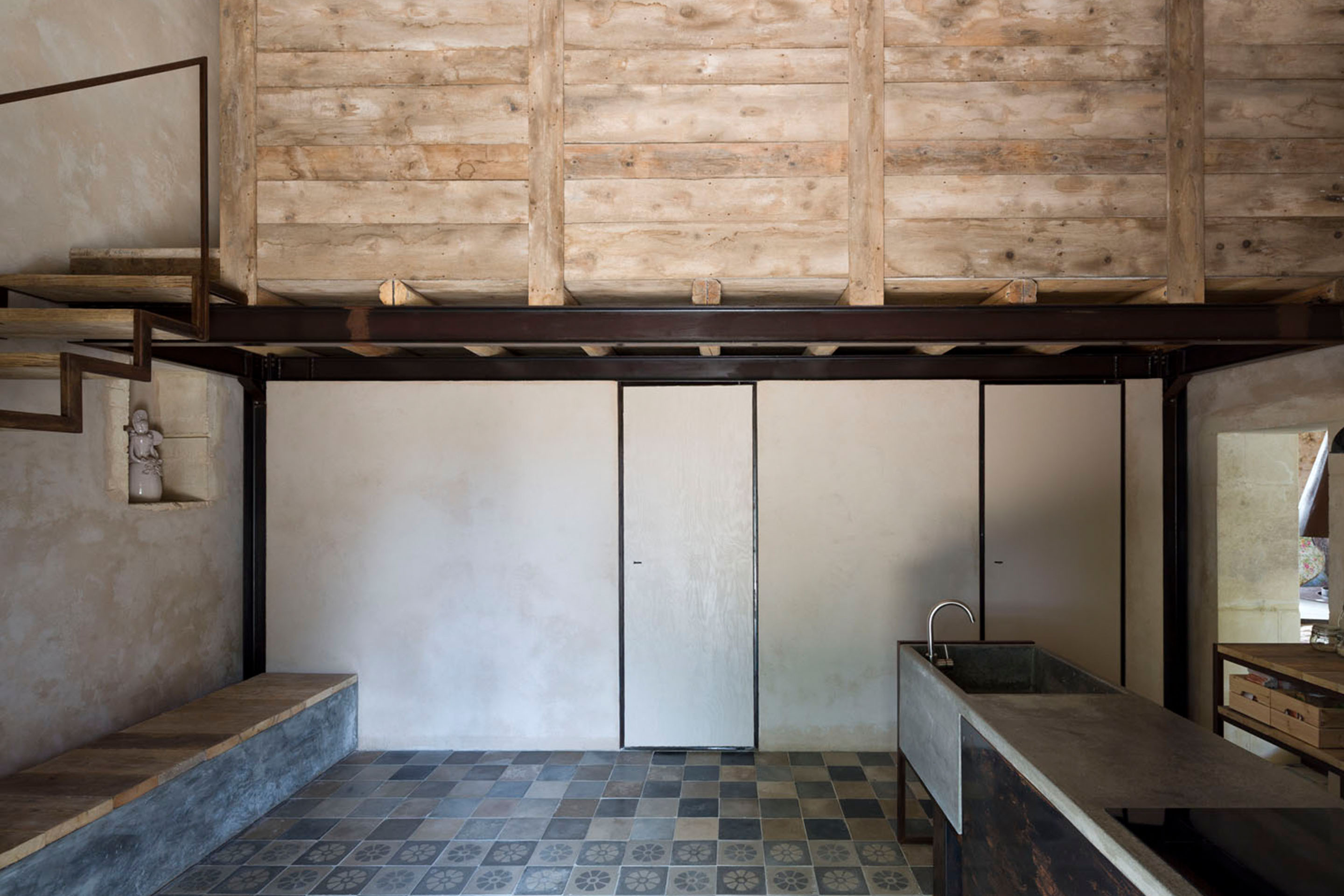 https://studiogum.it/media/pages/casa-farfaglia/282079baad-1688574629/studio-gum_casa-farfaglia_27.jpg