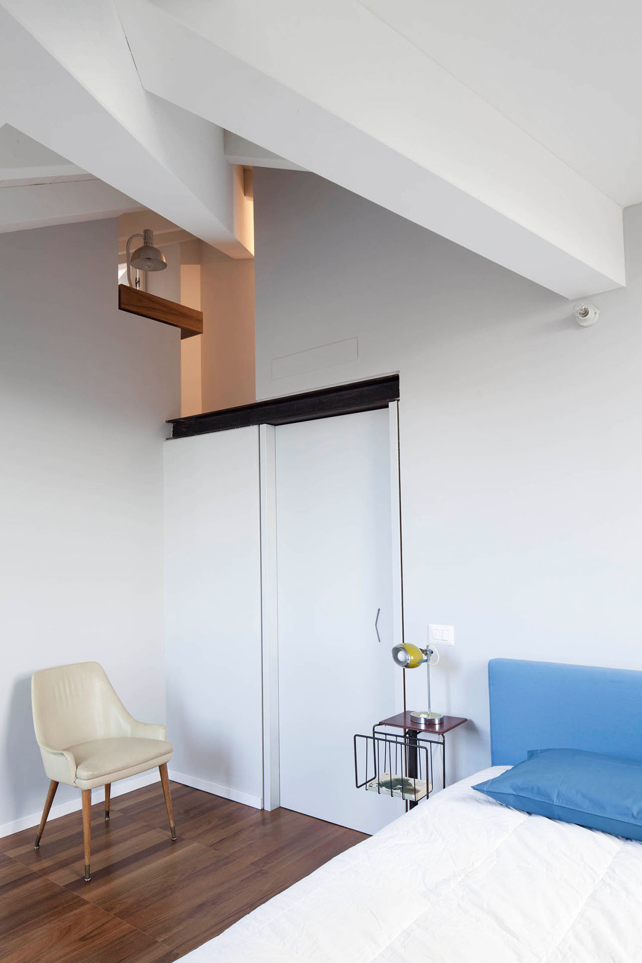 https://studiogum.it/media/pages/casa-moscova/335523cd26-1681213639/studio-gum_casa-moscova_17.jpg