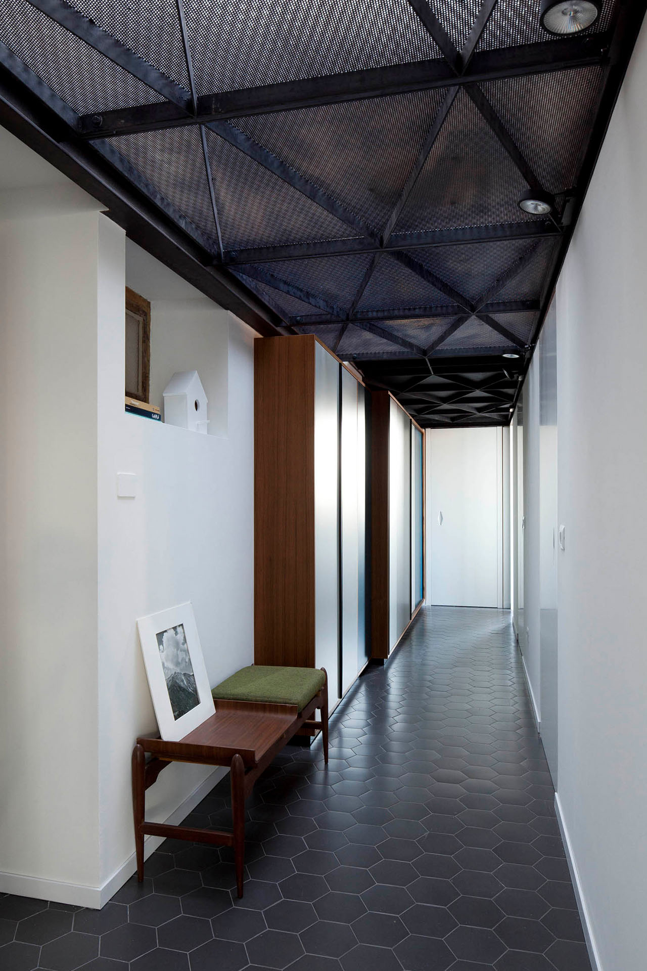 https://studiogum.it/media/pages/casa-moscova/6ceb59142f-1681213641/studio-gum_casa-moscova_8.jpg
